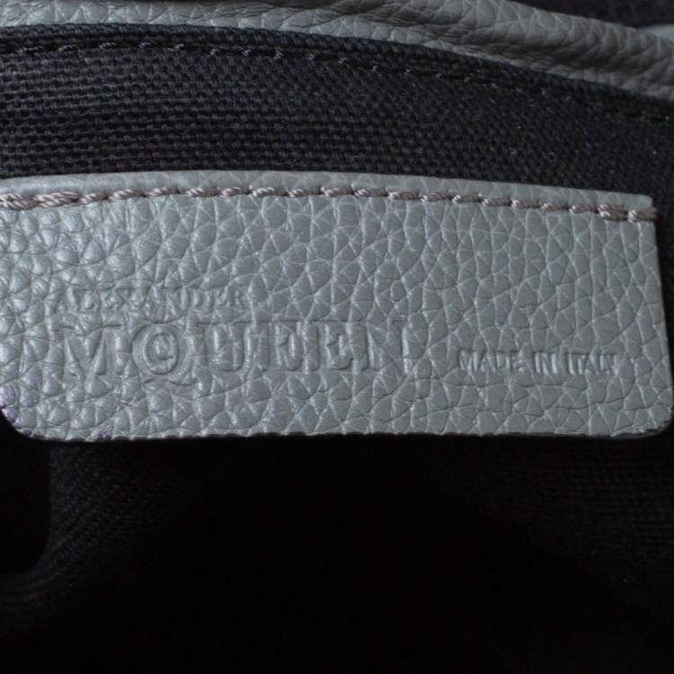 Pre Owned Alexander McQueen Grey Leather Skull Padlock Fold-Over Clutch