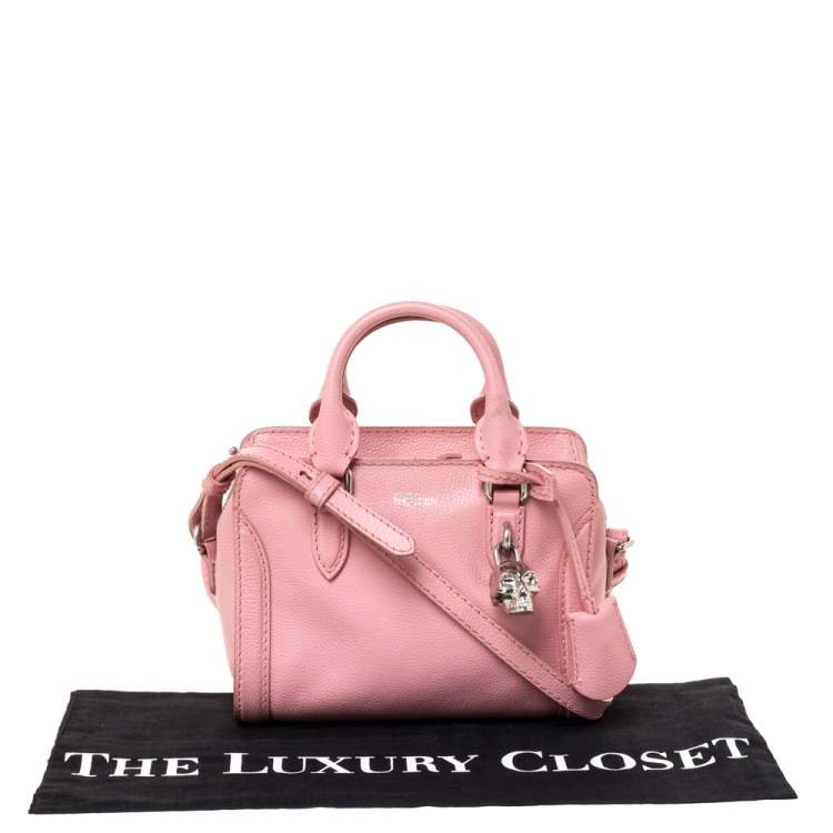 مملوكة مسبقًا Alexander McQueen Pink Pebbled Leather Mini Skull Padlock Zip Tote