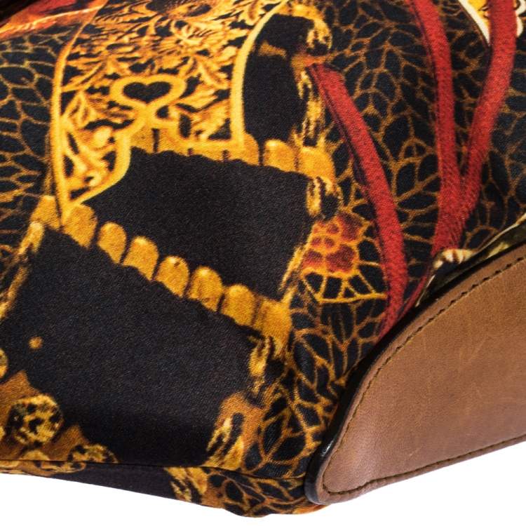 مملوكة مسبقًا Alexander McQueen Multicolor Printed Satin Medium De Manta Clutch