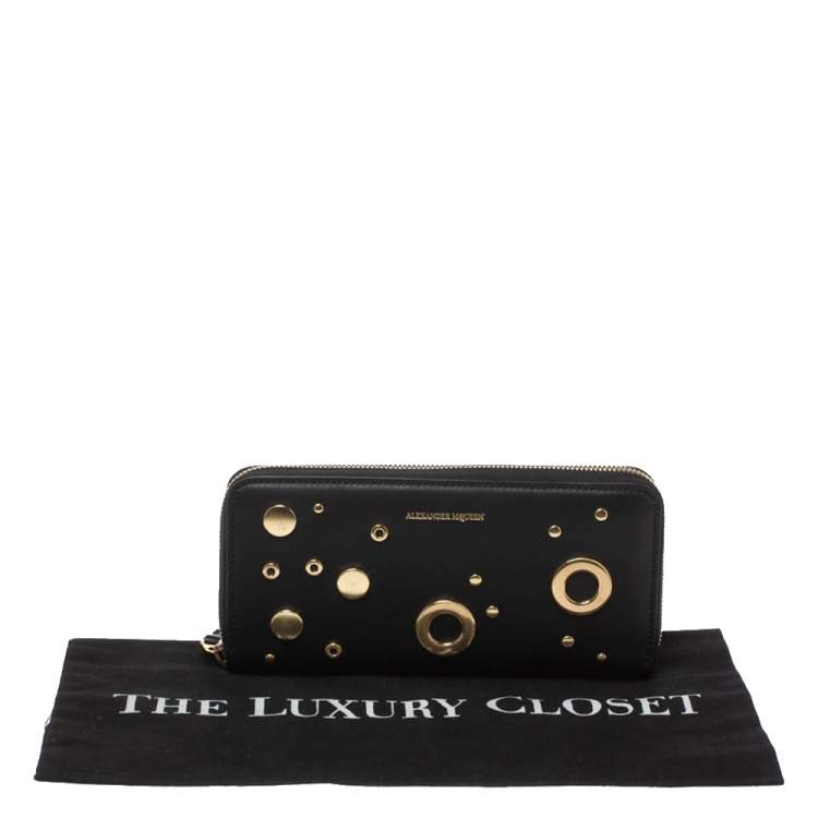 Pre Owned Alexander McQueen Black Leather Eyelet Zip Around Wallet
