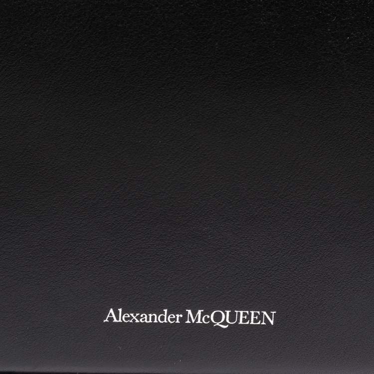 Pre Owned Alexander McQueen Black/Red Leather Box 16 Shoulder Bag