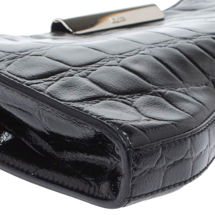 Pre Owned Alexander McQueen Black Croc Embossed Patent Leather Squeeze It Clutch 