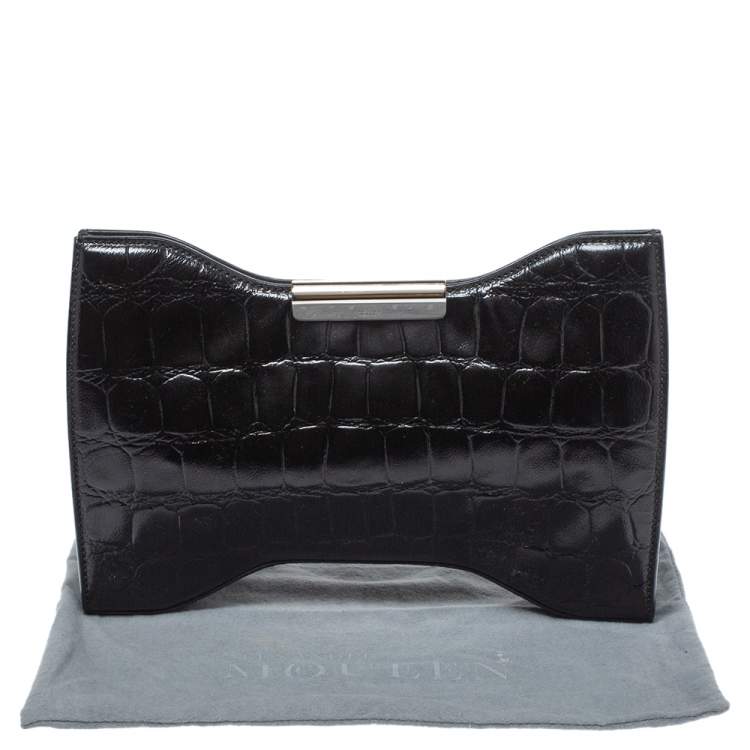 Pre Owned Alexander McQueen Black Croc Embossed Patent Leather Squeeze It Clutch 