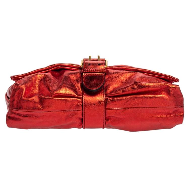 مملوكة مسبقًا Alexander McQueen Metallic Red Leather Scrunch Shoulder Bag