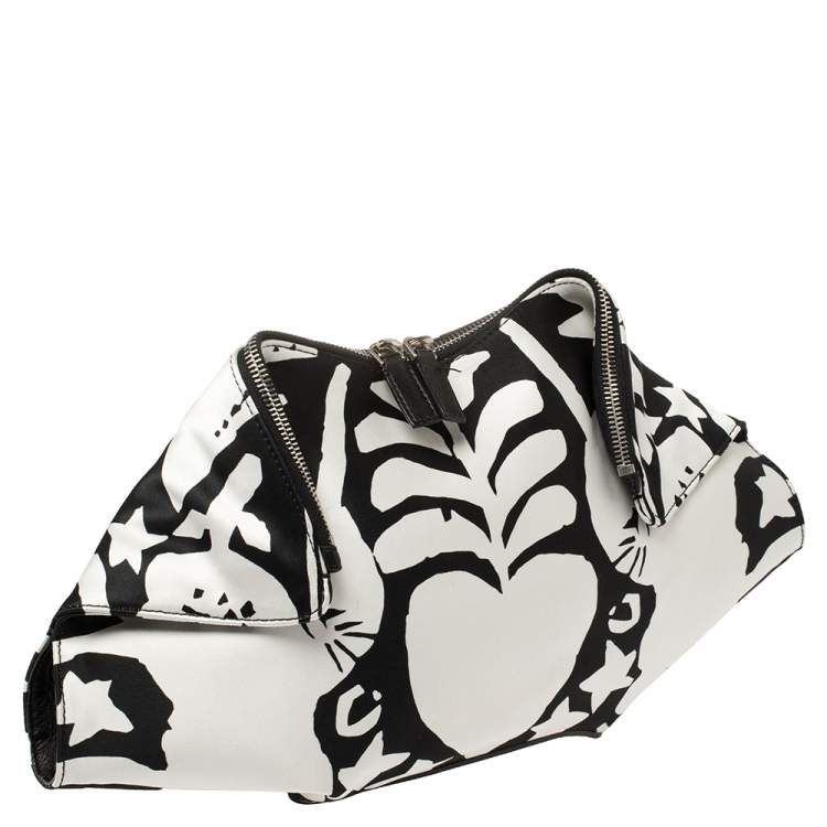 Pre Owned Alexander McQueen Black/White Printed Satin and Leather Medium De Manta Clutch