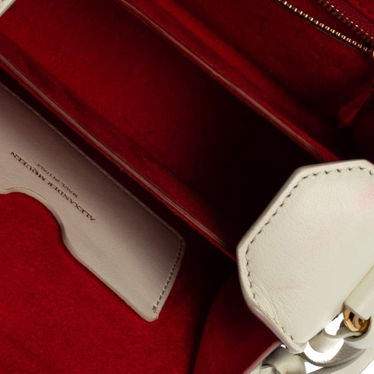 Pre Owned Alexander McQueen White Embroidered Leather Box 16 Crossbody Bag