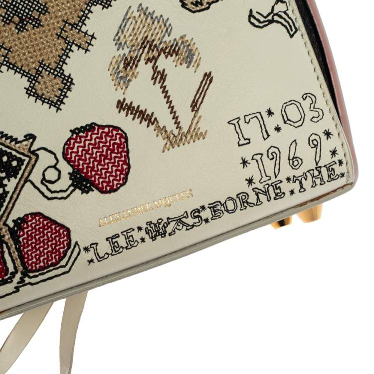 Pre Owned Alexander McQueen White Embroidered Leather Box 16 Crossbody Bag