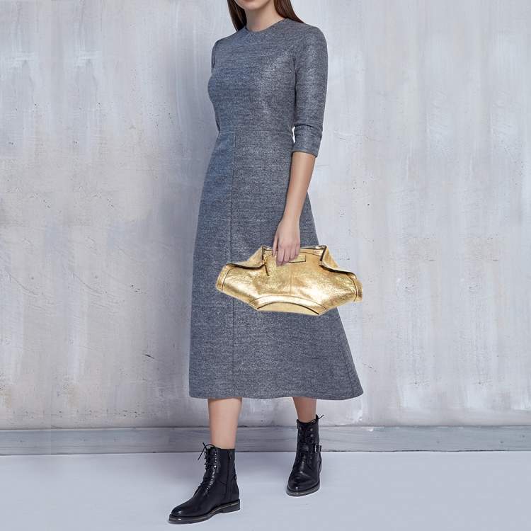 Pre Owned Alexander McQueen Gold Metallic Leather Medium De Manta Clutch