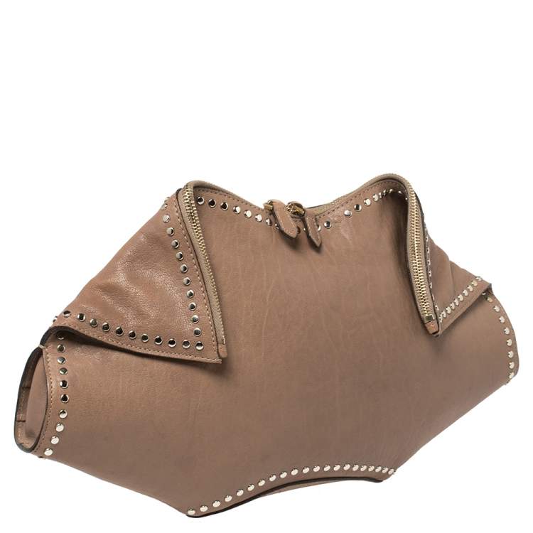 Pre Owned Alexander McQueen Beige Leather Medium Faithful De Manta Clutch