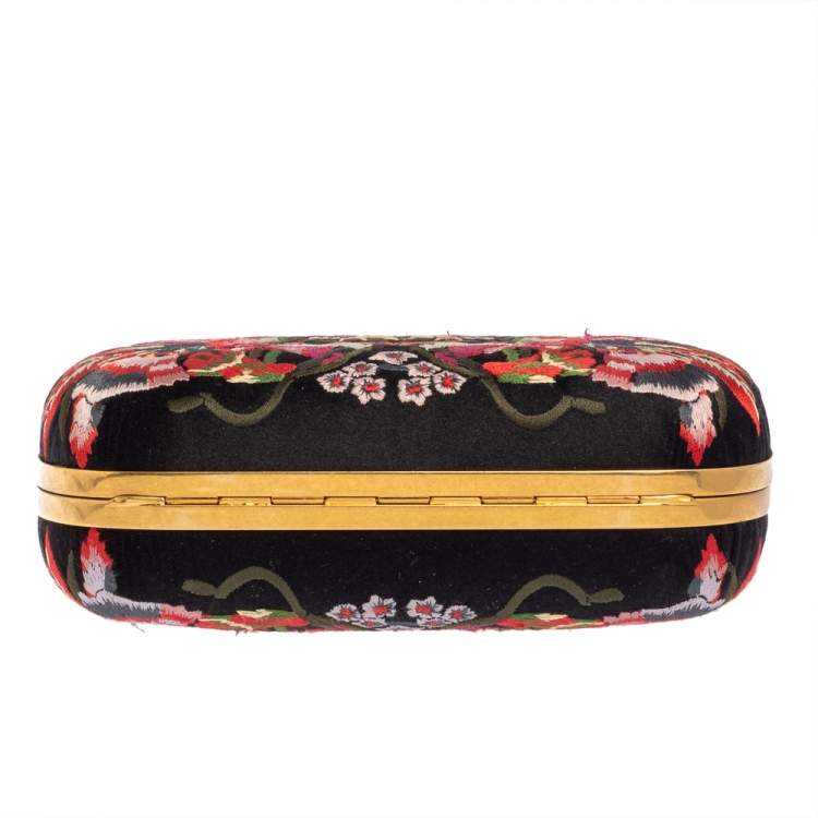 Pre Owned Alexander McQueen Black Satin Floral Embroidered Skull and Unicorn Knuckle Clutch