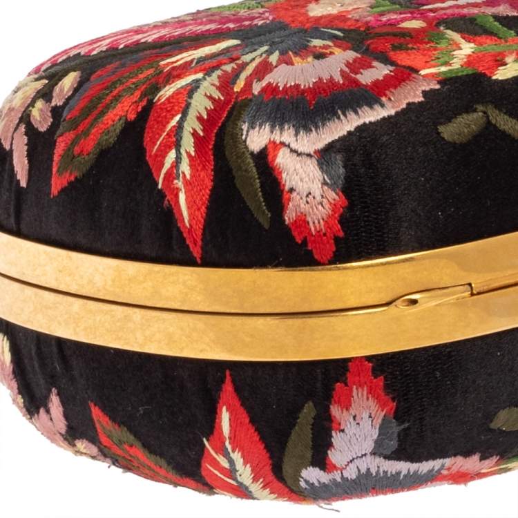 Pre Owned Alexander McQueen Black Satin Floral Embroidered Skull and Unicorn Knuckle Clutch