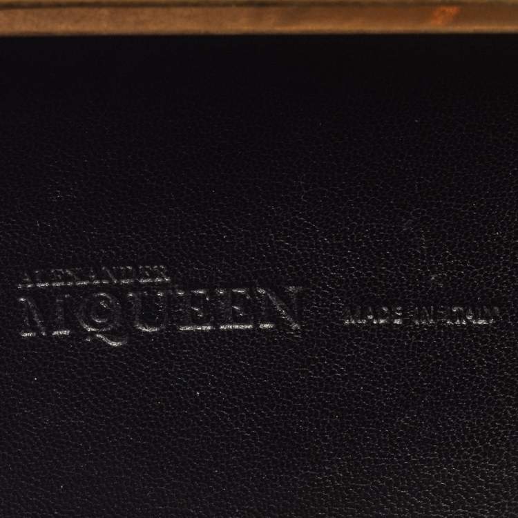 Pre Owned Alexander McQueen Black Satin Floral Embroidered Skull and Unicorn Knuckle Clutch
