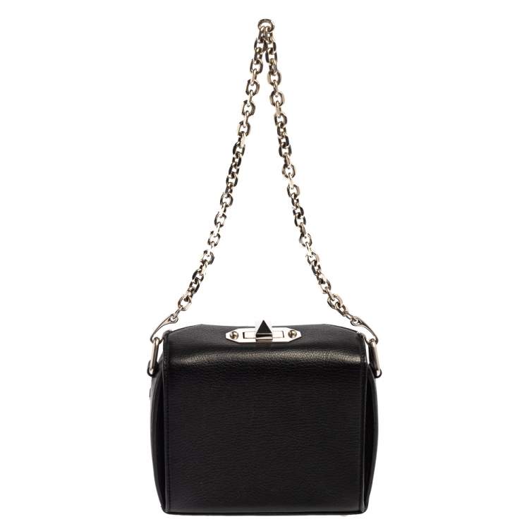 Pre Owned Alexander McQueen Black Grained Leather Box 16 Crossbody Bag