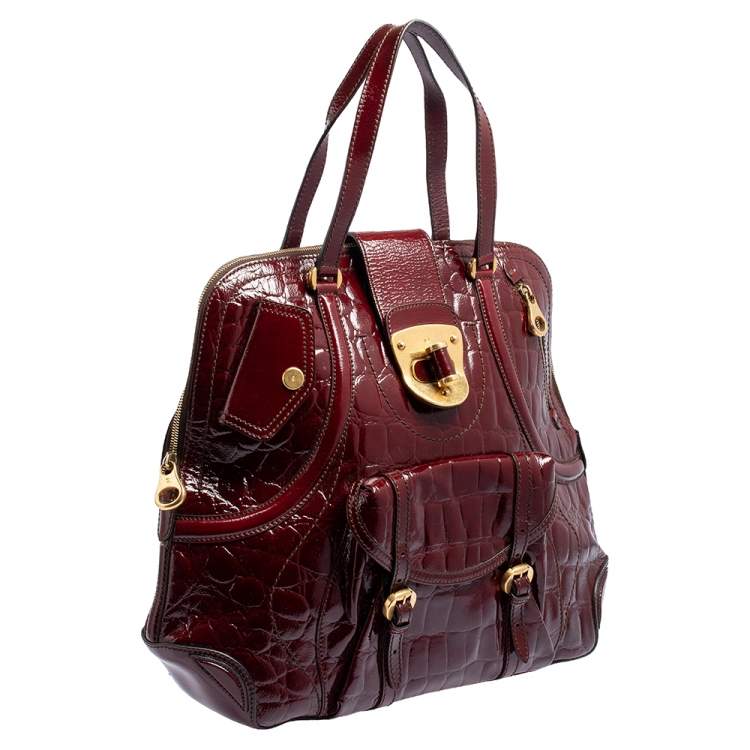 مملوكة مسبقًا Alexander McQueen Burgundy Croc Embossed Patent Leather Novak Bag