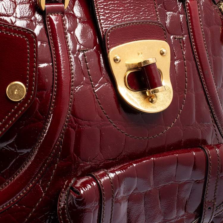 مملوكة مسبقًا Alexander McQueen Burgundy Croc Embossed Patent Leather Novak Bag