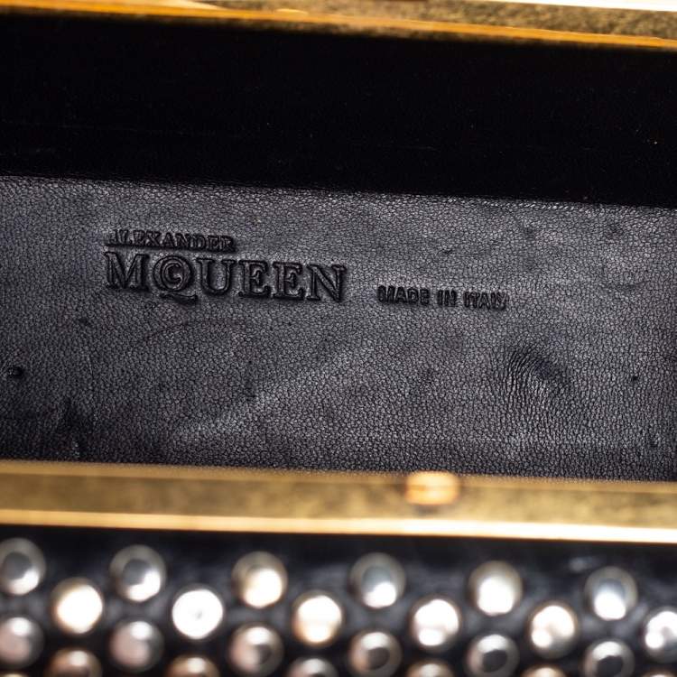Pre Owned Alexander McQueen Black Leather Hexagon Studded Clutch