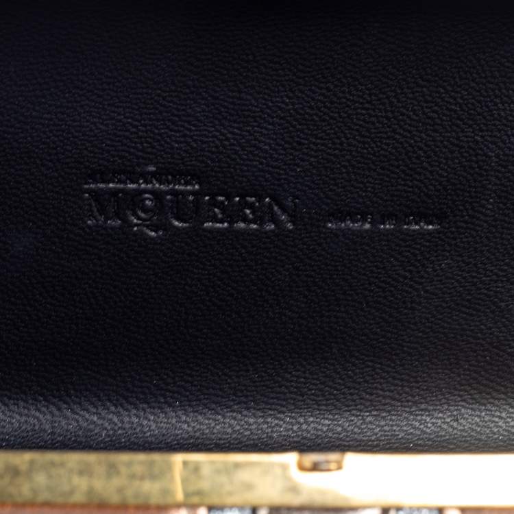 مملوكة مسبقًا Alexander McQueen Metallic Multicolor Leather Britannia Skull Box Clutch