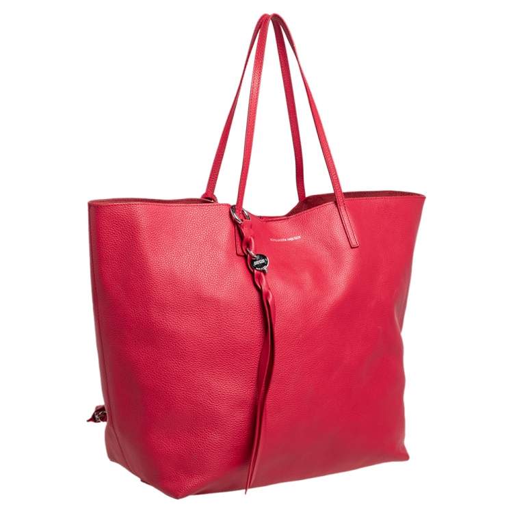 Pre Owned Alexander McQueen Red Leather Skull Charm Shopper Tote 
