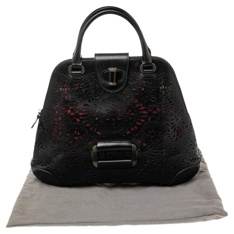 مملوكة مسبقًا Alexander McQueen Black Laser Cut Leather Satchel