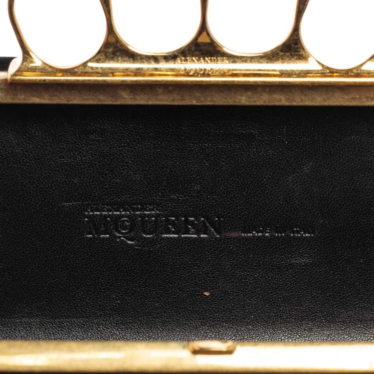 Pre Owned Alexander McQueen Black Velvet Skull Knuckle Box Clutch