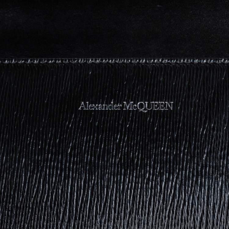 Pre Owned Alexander McQueen Black Patent Leather 4 Ring Flap Shoulder Bag