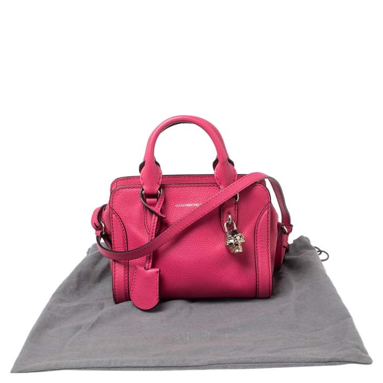 مملوكة مسبقًا Alexander McQueen Pink Leather Mini Skull Padlock Zip Tote