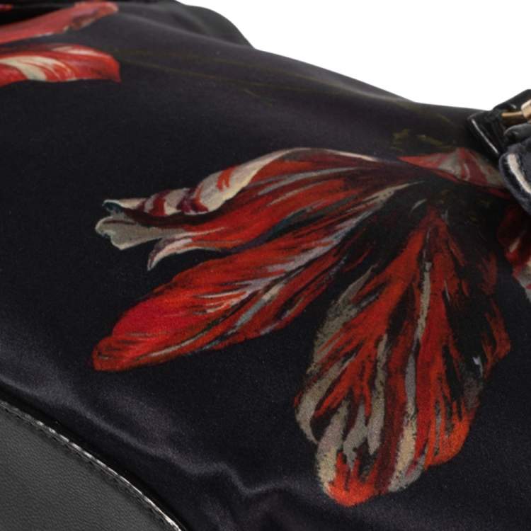 Pre Owned Alexander McQueen Black/Pink Floral Print Satin and Leather Medium De Manta Clutch
