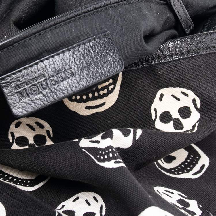 Pre Owned Alexander McQueen Black Skull Print Canvas Tote