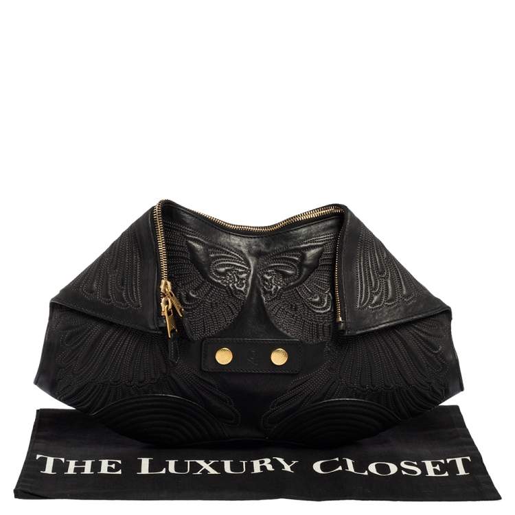 Pre Owned Alexander McQueen Black Embroidered Leather Medium De Manta Clutch