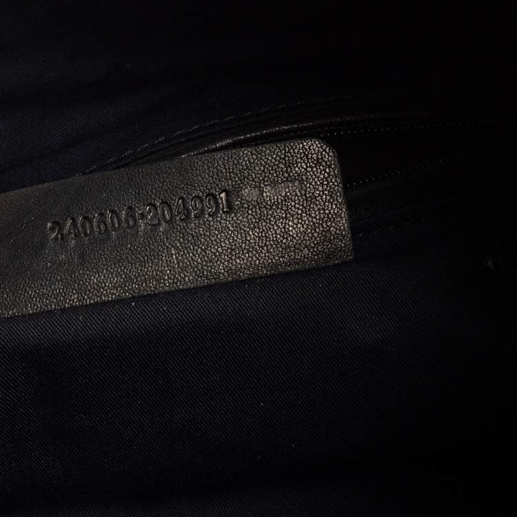 Pre Owned Alexander McQueen Black Embroidered Leather Medium De Manta Clutch