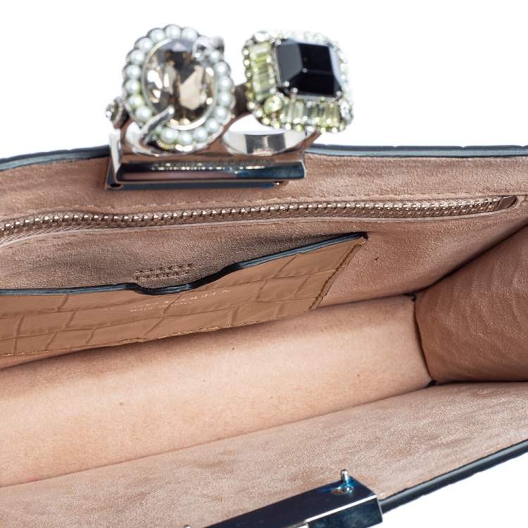 Pre Owned Alexander McQueen Beige/Black Croc Embossed Leather Two Ring Clutch