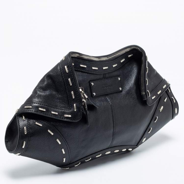 Pre Owned Alexander McQueen Black Leather Studded De Manta Clutch 