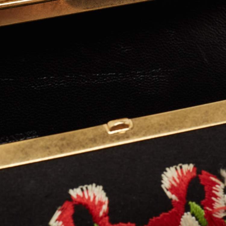 Pre Owned Alexander McQueen Black Satin Floral Embroidered Skull and Unicorn Knuckle Clutch