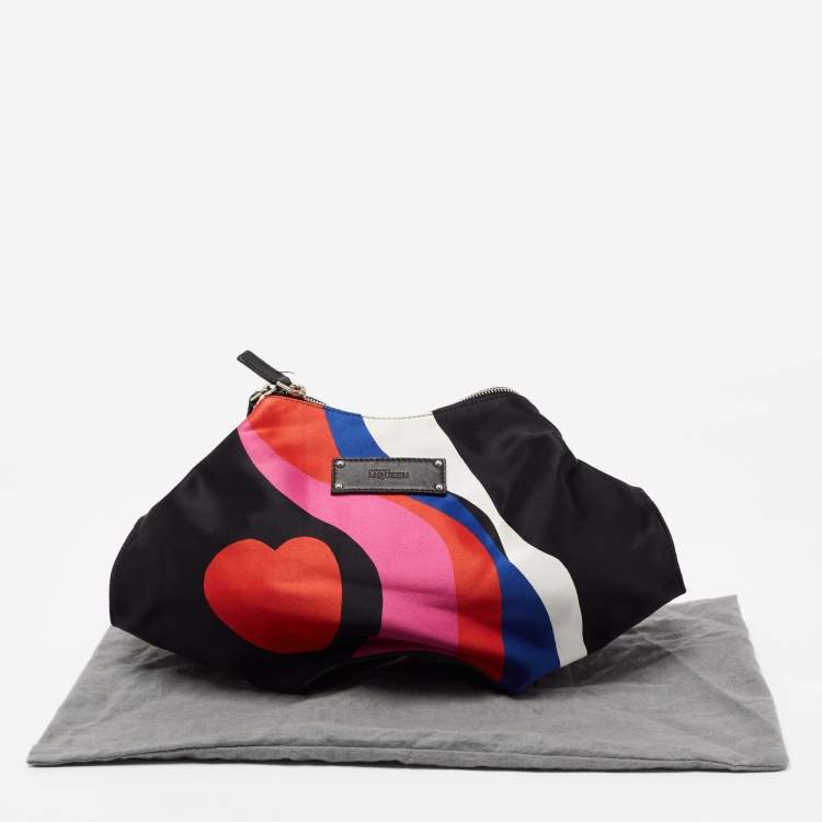 مملوكة مسبقًا Alexander McQueen Black Heart Print Satin And Leather Medium De Manta Clutch