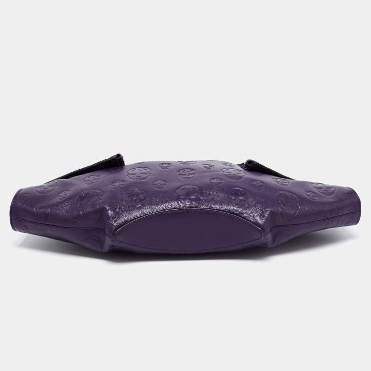 مملوكة مسبقًا Alexander McQueen Purple Leather Skull De Manta Clutch