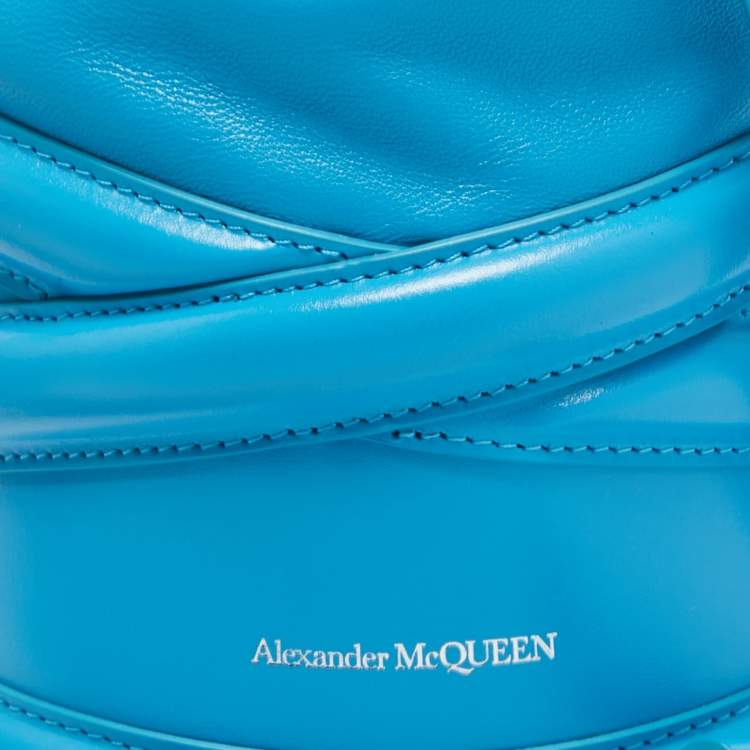 Pre Owned Alexander McQueen Blue Leather The Soft Curve Bucket Bag