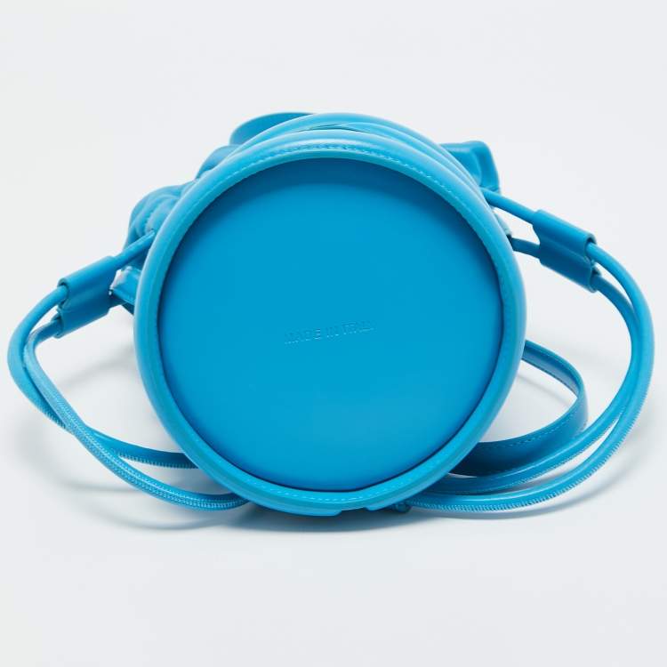 Pre Owned Alexander McQueen Blue Leather The Soft Curve Bucket Bag