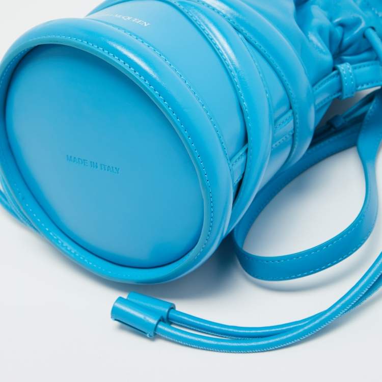 Pre Owned Alexander McQueen Blue Leather The Soft Curve Bucket Bag