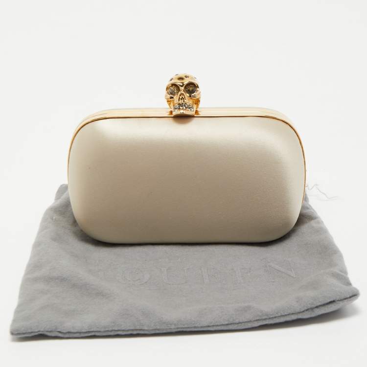 Pre Owned Alexander McQueen Off White Satin Skull Box Clutch