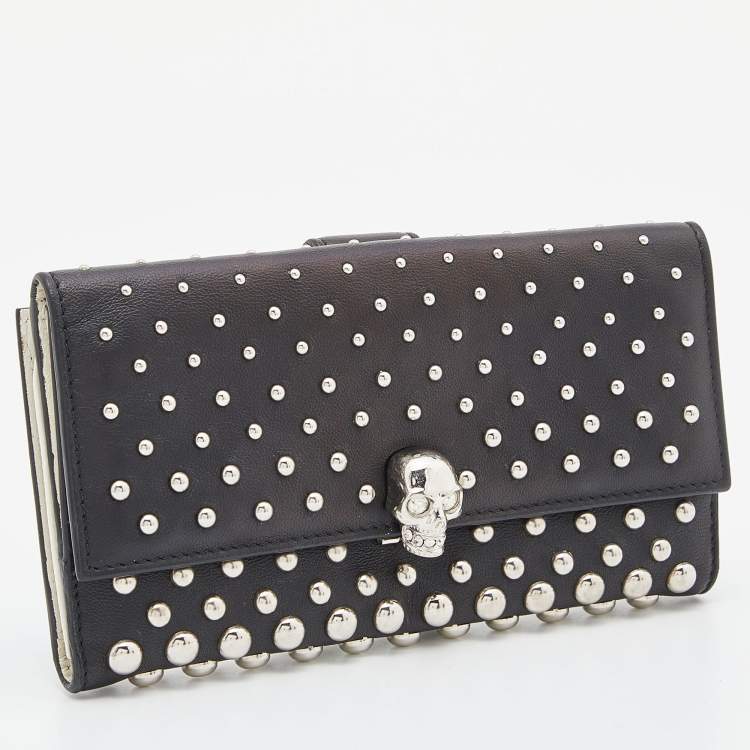 Pre Owned Alexander McQueen Black Leather Studded Skull French Wallet