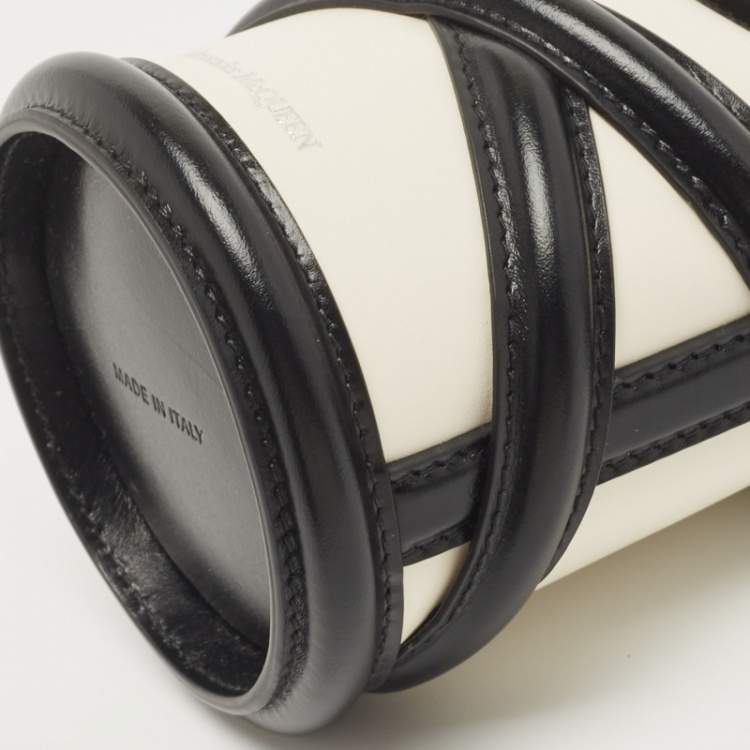 Pre Owned Alexander McQueen White/Black Leather Micro The Curve Bucket Bag