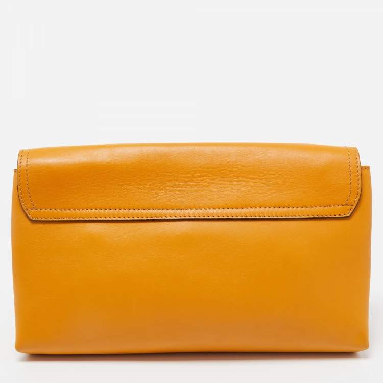 مملوكة مسبقًا Alexander McQueen Yellow Leather Folk Clutch Bag 
