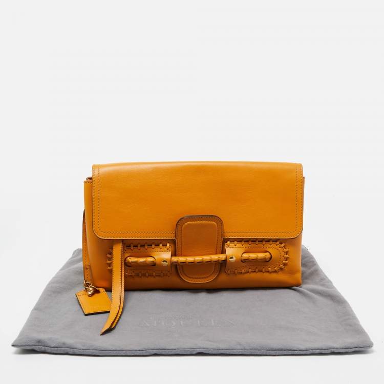 مملوكة مسبقًا Alexander McQueen Yellow Leather Folk Clutch Bag 