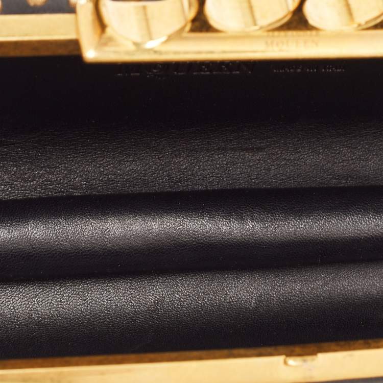 Pre Owned Alexander McQueen Black/Gold Leather Studded Four Ring Knuckle Clutch 