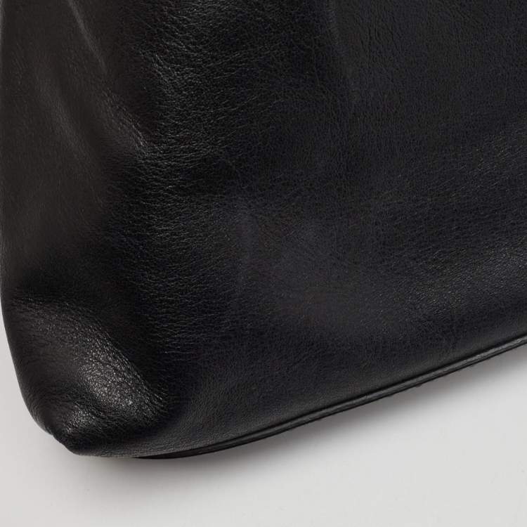 Pre Owned Alexander McQueen Black Leather Studded Skull Padlock Fold Over Clutch