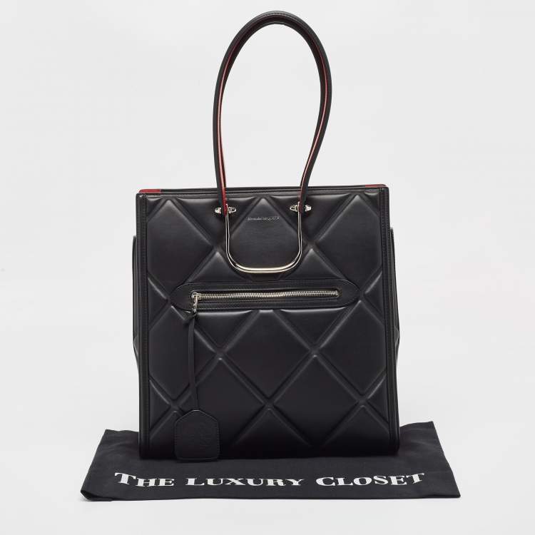 مملوكة مسبقًا Alexander McQueen Black Quilted Leather The Tall Story Tote