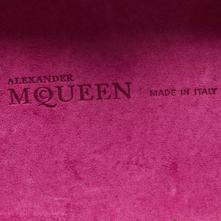 Pre Owned Alexander McQueen Pink Metal Skull Box Clutch