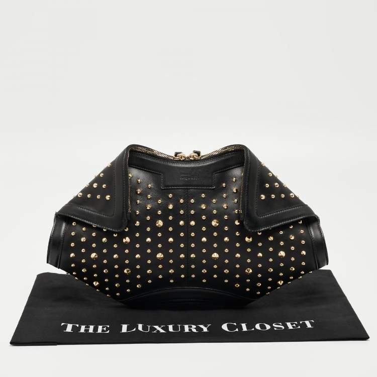 Pre Owned Alexander McQueen Black Leather Medium Studded De Manta Clutch