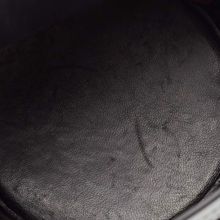 Pre Owned Alexander McQueen Black Leather The Curve Bucket Bag
