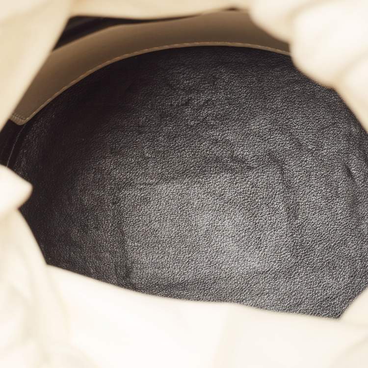 Pre Owned Alexander McQueen Black/White Leather The Soft Curve Bucket Bag